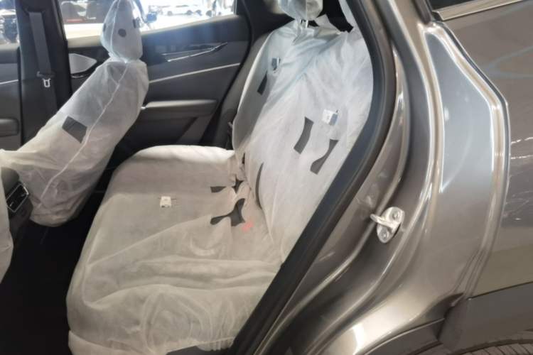 Used Geely Auto Emgrand X7 Sport 2026 Model 1.5TD Aspirational Left Rear Seat