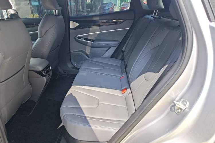 Used Geely Auto Emgrand X7 Sport 2026 Model 1.5TD Aspirational Left Rear Seat
