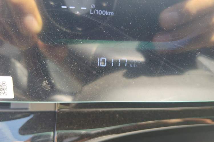 Used Geely Auto Emgrand X7 Sport 2026 Model 1.5TD Aspirational Odometer Close Up
