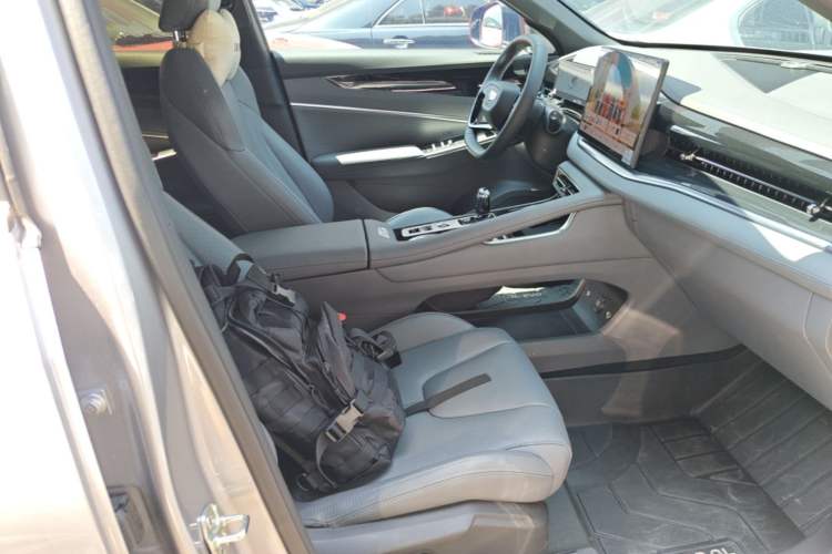 Used Geely Auto Emgrand X7 Sport 2026 Model 1.5TD Wonderful Right Front Seat
