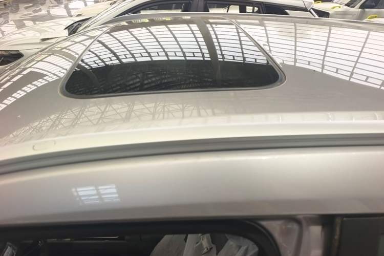Used Geely Auto Emgrand X7 Sport 2026 Model 1.5TD Aspirational Roof