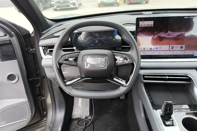 Used Geely Auto Emgrand X7 Sport 2026 Model 1.5TD Aspirational Steering Wheel