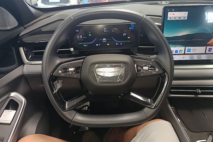 Used Geely Auto Emgrand X7 Sport 2026 Model 1.5TD Aspirational Steering Wheel