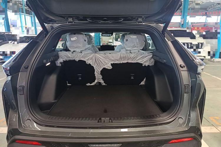 Used Geely Auto Emgrand X7 Sport 2026 Model 1.5TD Aspirational Trunk