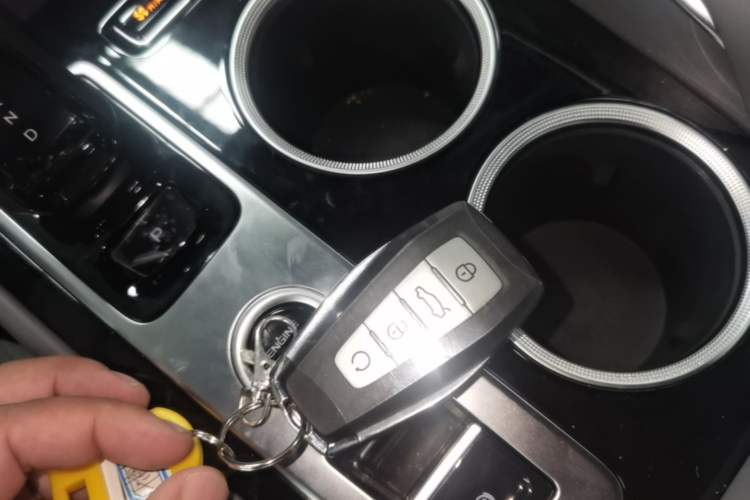 Used Geely Auto Emgrand X7 Sport 2026 Model 1.5TD Aspirational Vehicle Key