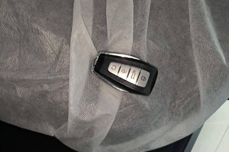 Used Geely Auto Emgrand X7 Sport 2026 Model 1.5TD Aspirational Vehicle Key
