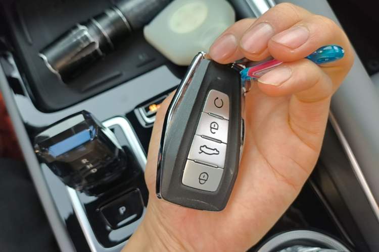 Used Geely Auto Emgrand X7 Sport 2026 Model 1.5TD Wonderful Vehicle Key