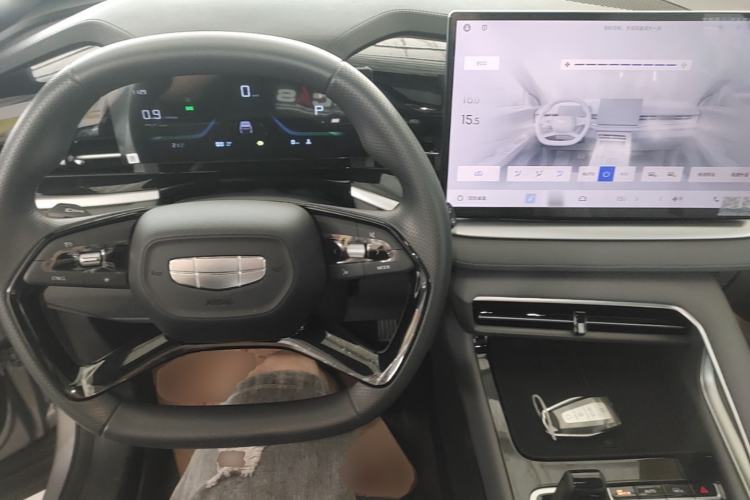 Used Geely Auto Emgrand X7 Sport 2026 Model 1.5TD Joyful Center Console