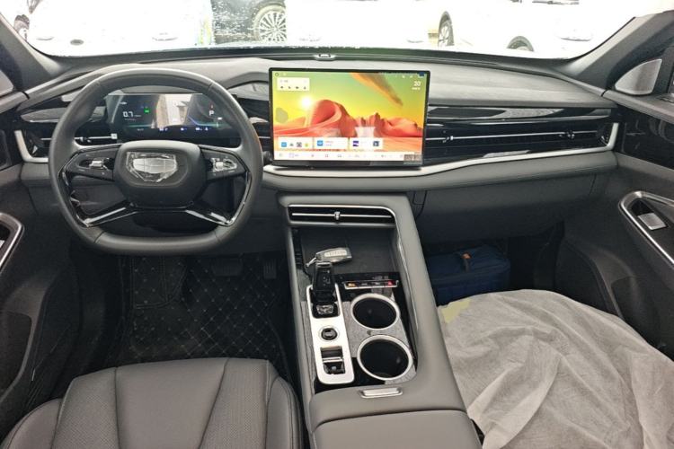 Used Geely Auto Emgrand X7 Sport 2026 Model 1.5TD Aspirational Center Console