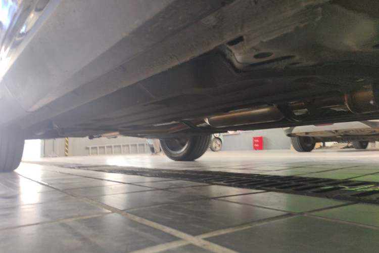 Used Geely Auto Emgrand X7 Sport 2026 Model 1.5TD Beloved Chassis Front Right