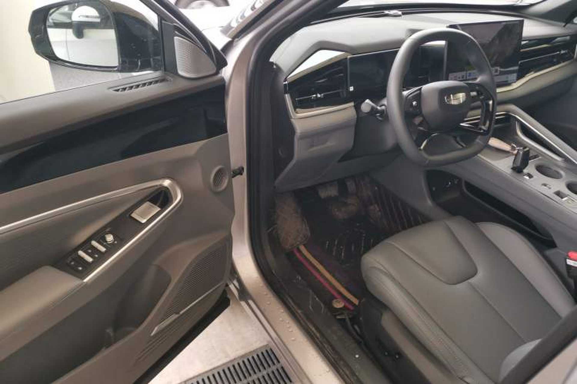Used Geely Auto Emgrand X7 Sport 2026 Model 1.5TD Aspirational Driver Seat