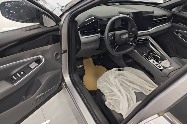 Used Geely Auto Emgrand X7 Sport 2026 Model 1.5TD Aspirational Driver Seat