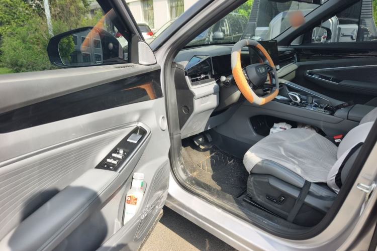 Used Geely Auto Emgrand X7 Sport 2026 Model 1.5TD Aspirational Driver Seat