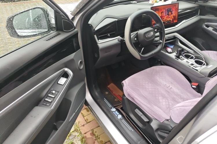 Used Geely Auto Emgrand X7 Sport 2026 Model 1.5TD Joyful Driver Seat