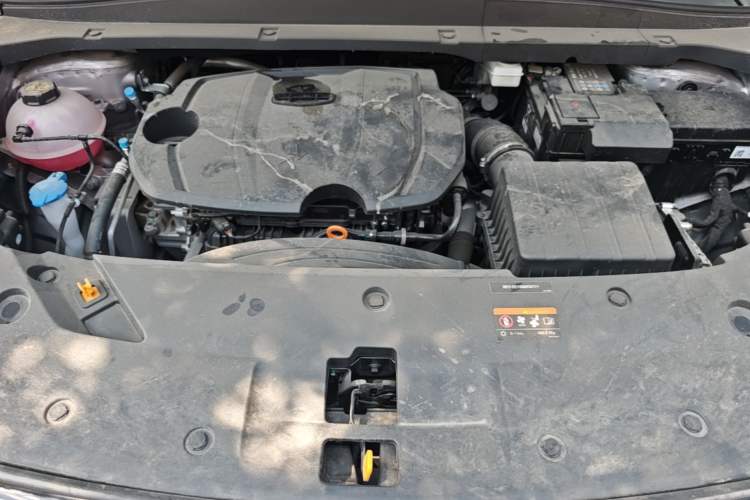 Used Geely Auto Emgrand X7 Sport 2026 Model 1.5TD Beloved Engine Bay