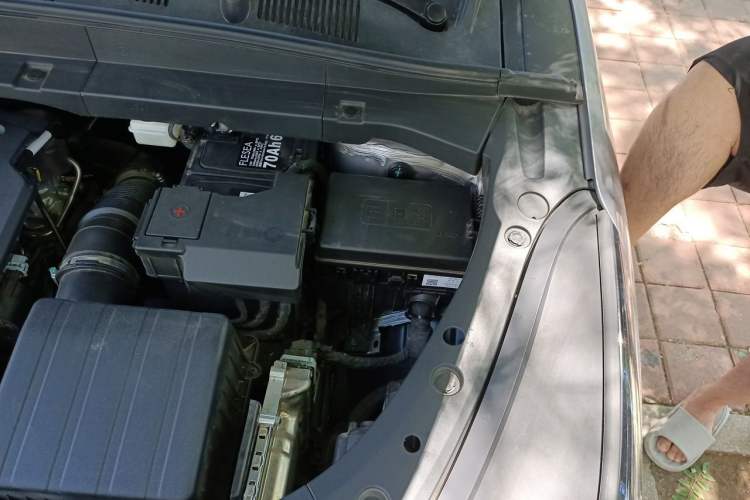 Used Geely Auto Emgrand X7 Sport 2026 Model 1.5TD Aspirational Engine Bay Left