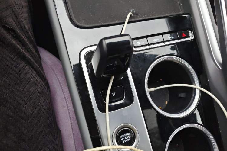 Used Geely Auto Emgrand X7 Sport 2026 Model 1.5TD Joyful Gear Lever
