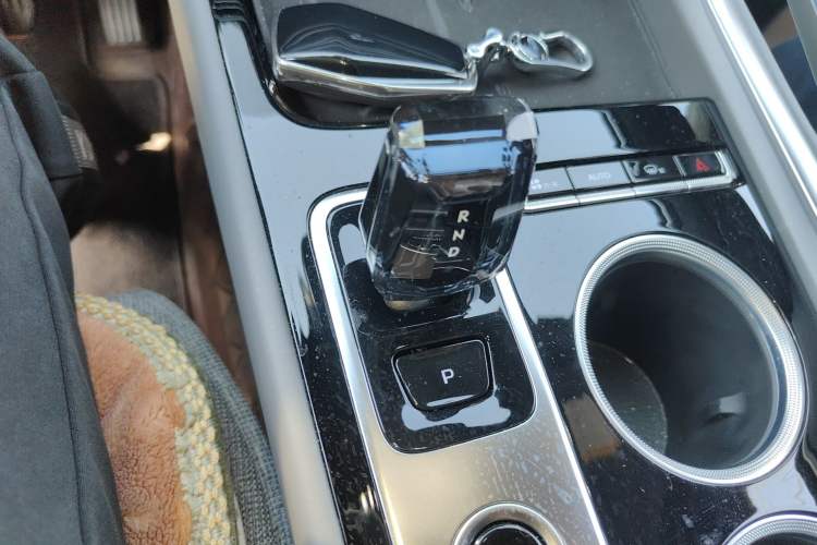 Used Geely Auto Emgrand X7 Sport 2026 Model 1.5TD Wonderful Gear Lever