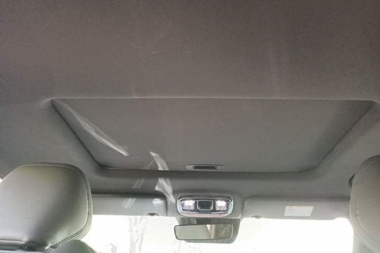 Used Geely Auto Emgrand X7 Sport 2026 Model 1.5TD Aspirational Headliner