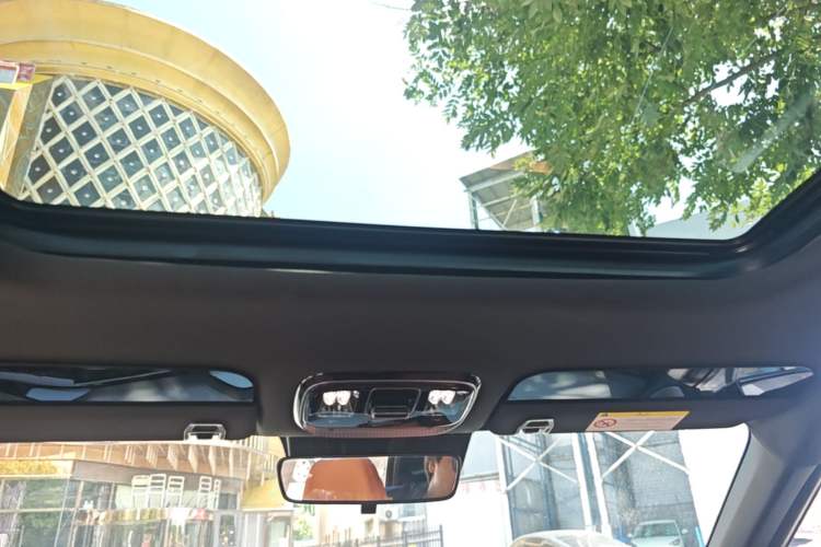 Used Geely Auto Emgrand X7 Sport 2026 Model 1.5TD Beloved Headliner
