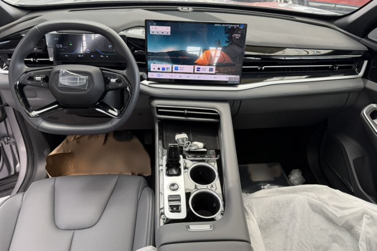 Used Geely Auto Emgrand X7 Sport 2026 Model 1.5TD Aspirational Interior 1