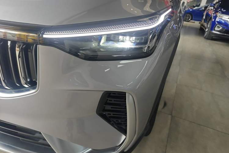 Used Geely Auto Emgrand X7 Sport 2026 Model 1.5TD Aspirational Left Front Headlight