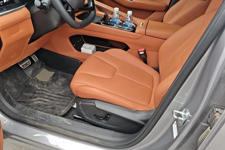 Used Geely Auto Emgrand X7 Sport 2026 Model 1.5TD Beloved Left Front Seat
