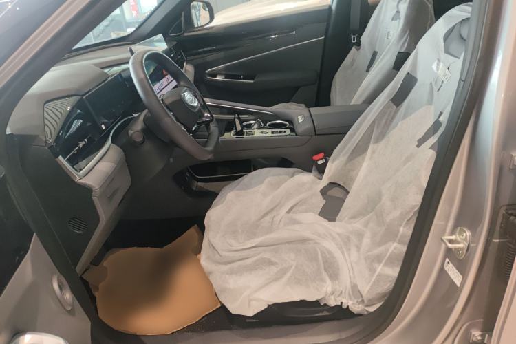 Used Geely Auto Emgrand X7 Sport 2026 Model 1.5TD Joyful Left Front Seat