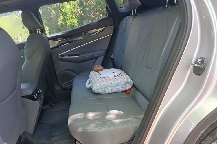 Used Geely Auto Emgrand X7 Sport 2026 Model 1.5TD Aspirational Left Rear Seat