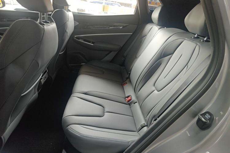 Used Geely Auto Emgrand X7 Sport 2026 Model 1.5TD Aspirational Left Rear Seat
