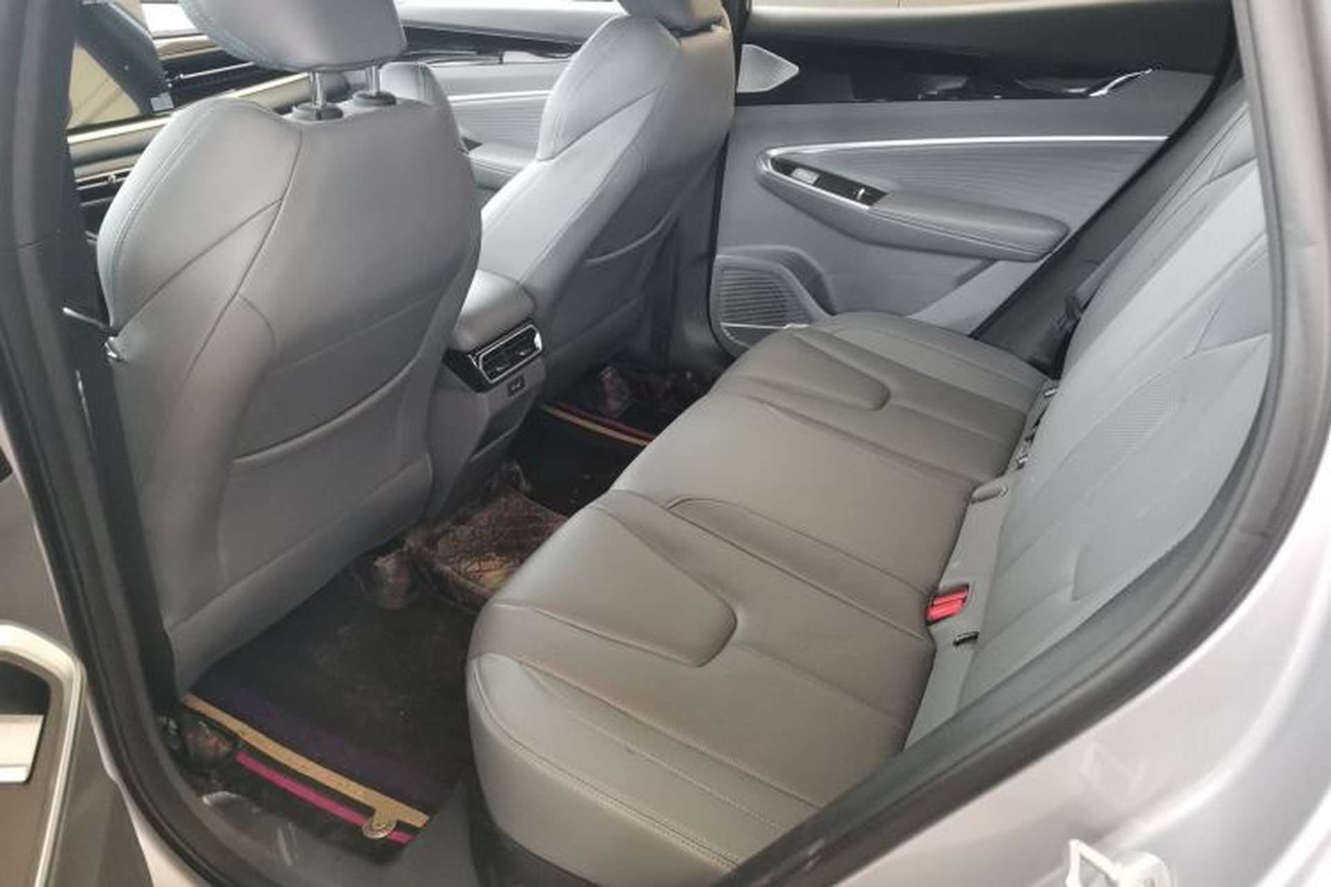 Used Geely Auto Emgrand X7 Sport 2026 Model 1.5TD Aspirational Left Rear Seat