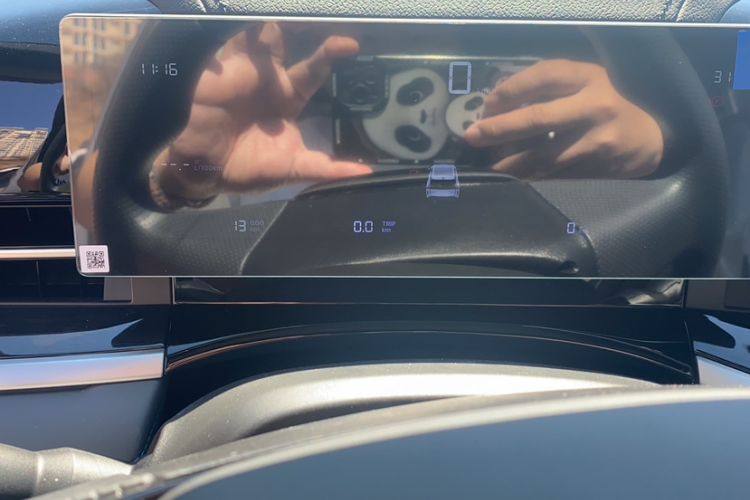 Used Geely Auto Emgrand X7 Sport 2026 Model 1.5TD Aspirational Odometer Close Up