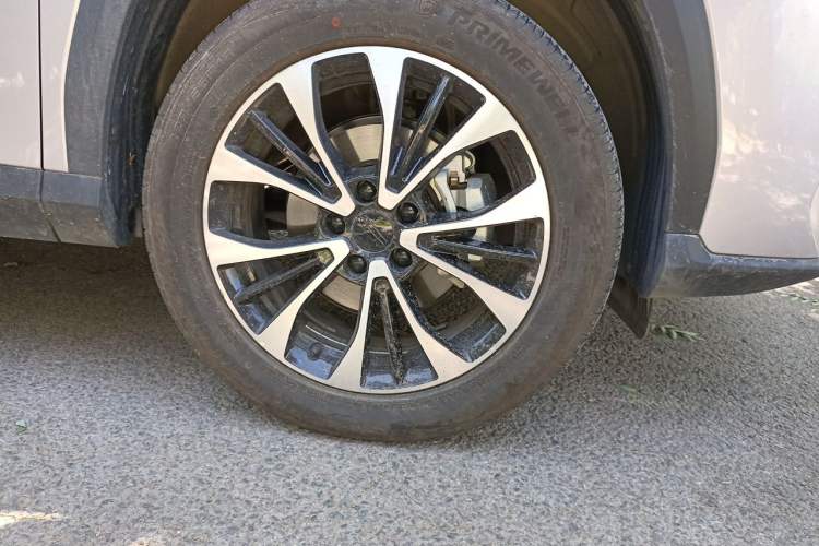 Used Geely Auto Emgrand X7 Sport 2026 Model 1.5TD Aspirational Right Front Wheel Hub