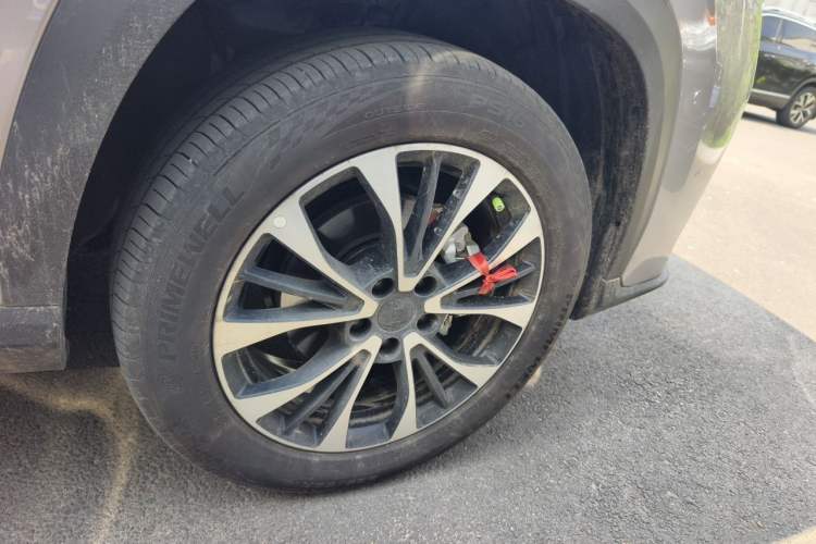 Used Geely Auto Emgrand X7 Sport 2026 Model 1.5TD Aspirational Right Front Wheel Hub