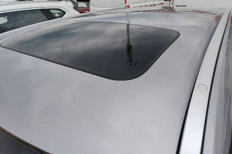 Used Geely Auto Emgrand X7 Sport 2026 Model 1.5TD Aspirational Roof
