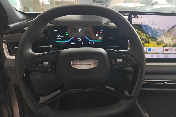 Used Geely Auto Emgrand X7 Sport 2026 Model 1.5TD Aspirational Steering Wheel