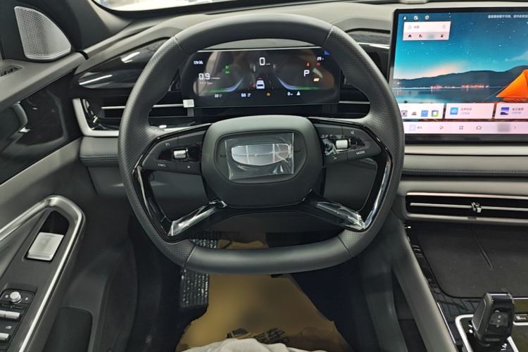 Used Geely Auto Emgrand X7 Sport 2026 Model 1.5TD Aspirational Steering Wheel
