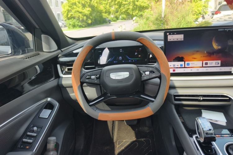 Used Geely Auto Emgrand X7 Sport 2026 Model 1.5TD Aspirational Steering Wheel