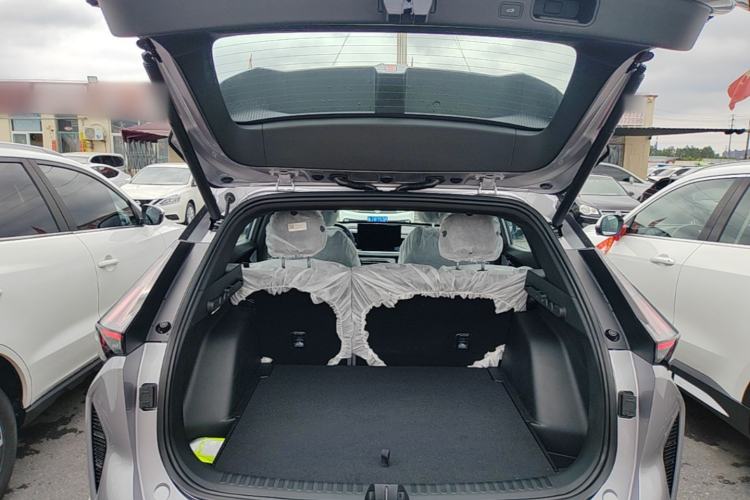 Used Geely Auto Emgrand X7 Sport 2026 Model 1.5TD Aspirational Trunk