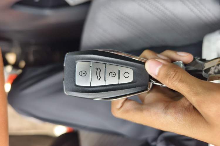 Used Geely Auto Emgrand X7 Sport 2026 Model 1.5TD Aspirational Vehicle Key