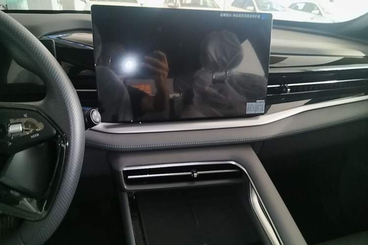 Used Geely Auto Emgrand X7 Sport 2026 Model 1.5TD Aspirational Audio And AC Panel