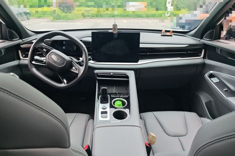 Used Geely Auto Emgrand X7 Sport 2026 Model 1.5TD Joyful Center Console