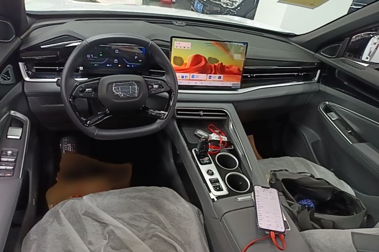 Used Geely Auto Emgrand X7 Sport 2026 Model 1.5TD Joyful Center Console
