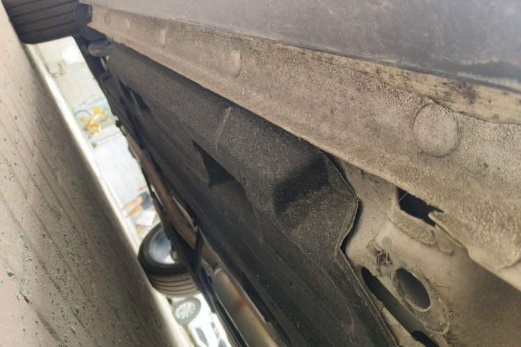 Used Geely Auto Emgrand X7 Sport 2026 Model 1.5TD Beloved Chassis Front Right