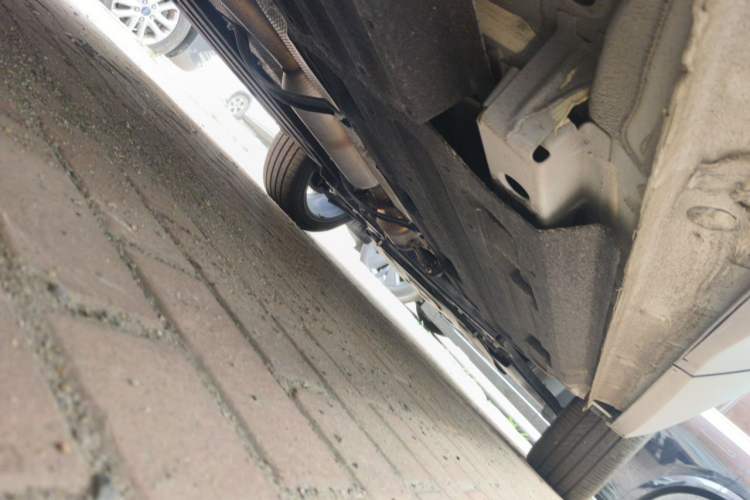 Used Geely Auto Emgrand X7 Sport 2026 Model 1.5TD Beloved Chassis Rear Right