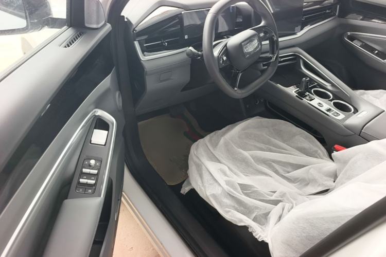 Used Geely Auto Emgrand X7 Sport 2026 Model 1.5TD Aspirational Driver Seat