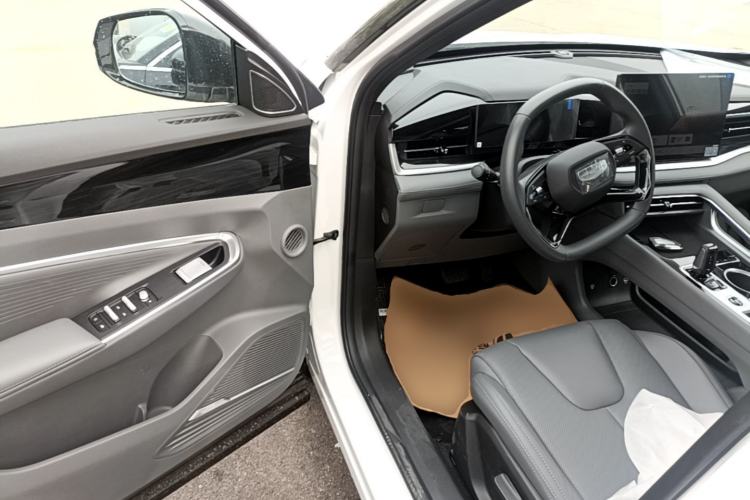 Used Geely Auto Emgrand X7 Sport 2026 Model 1.5TD Joyful Driver Seat