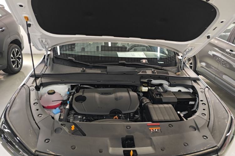 Used Geely Auto Emgrand X7 Sport 2026 Model 1.5TD Aspirational Engine Bay