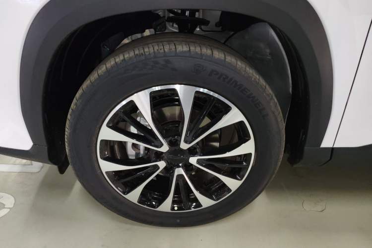 Used Geely Auto Emgrand X7 Sport 2026 Model 1.5TD Aspirational Exterior 4