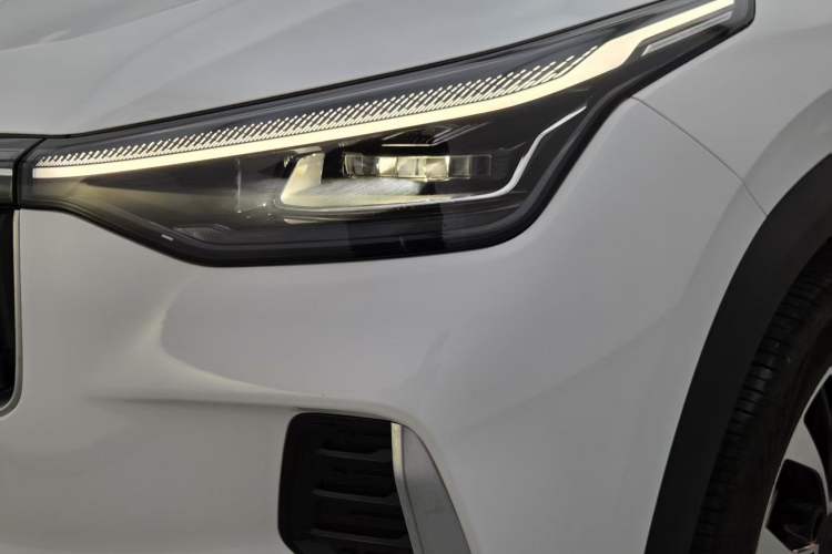 Used Geely Auto Emgrand X7 Sport 2026 Model 1.5TD Aspirational Exterior 7